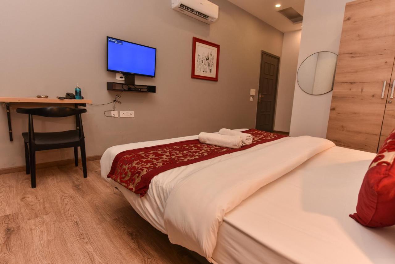 Hotel Red Saffron New Delhi Luaran gambar
